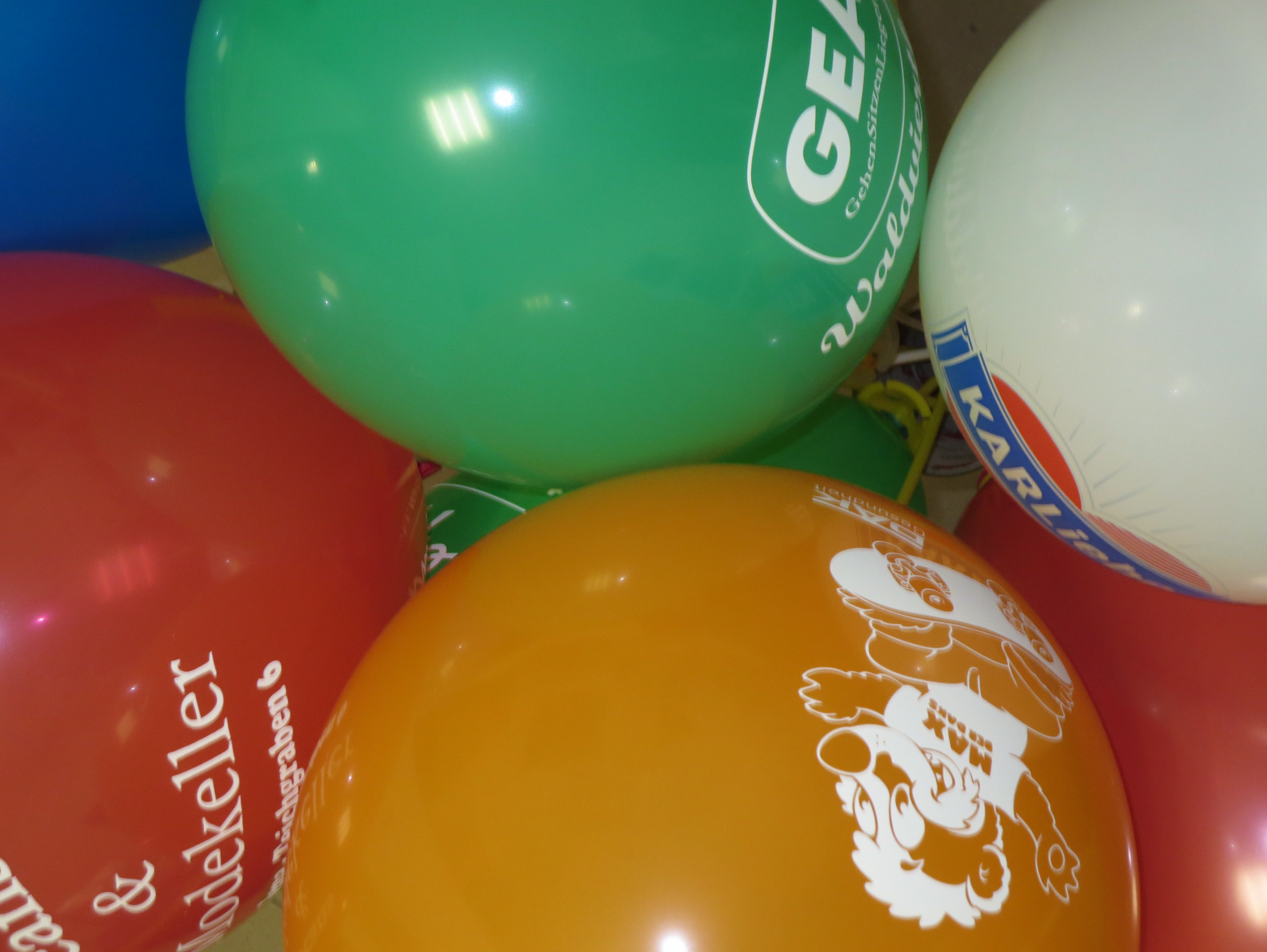 (c) Werbeluftballons.info